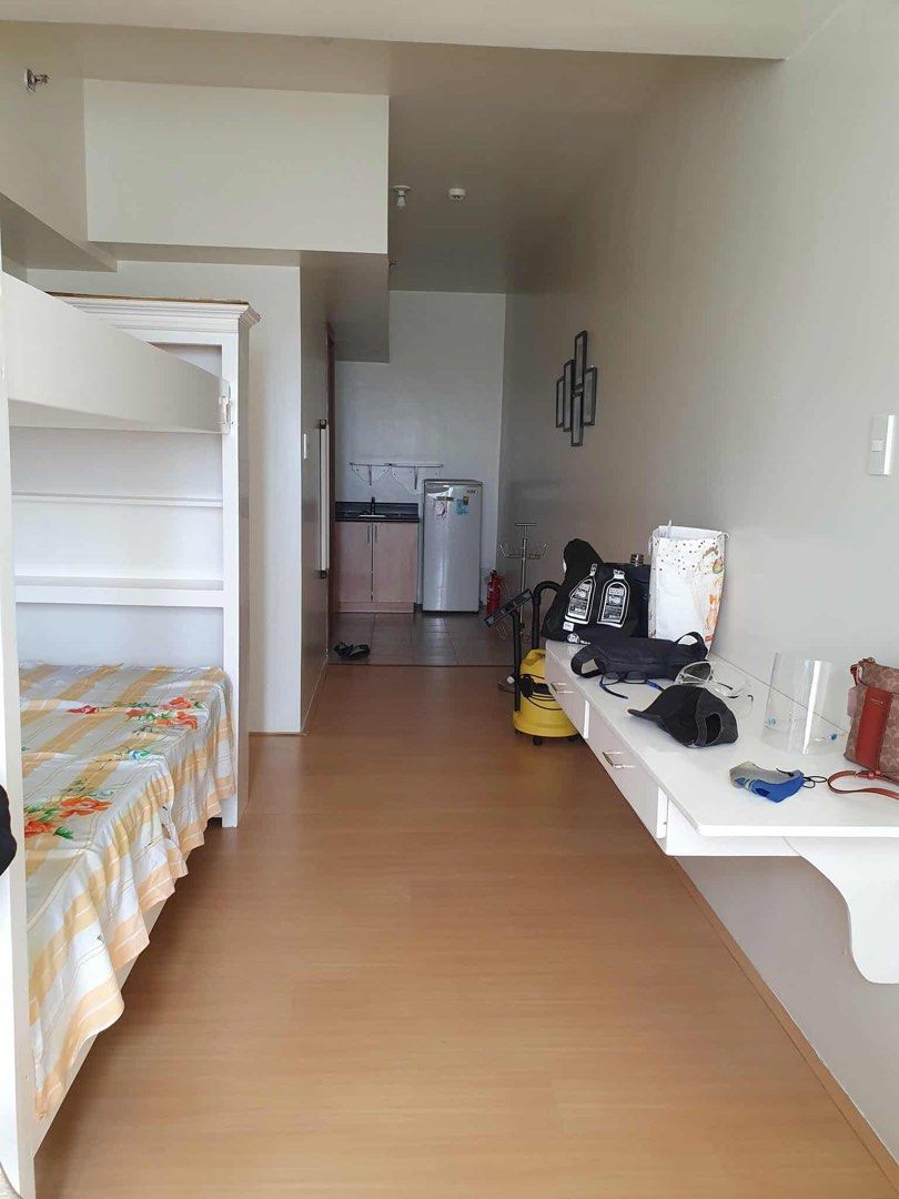 One Archers Condo Unit 27sqm (Category: Apartments & Condos) located in Magalang. Submitted by immanuel.connect (Listing ID 1402647822, Image 2). Description: FOR SALE One Archers Place Tower 2 Condominium Studio Unit Taft Ave Malate Manila 17th Floor 27 sqm Infront of De La Salle University Fully Furnished with Air Condition. Price: 4.1m NET (All expenses to be shouldered by the buyer).