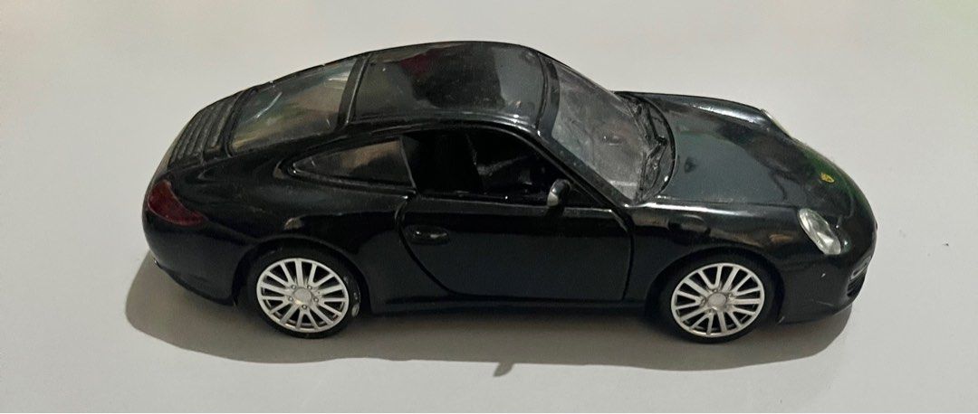 Porsche MSZ “Petron Exclusive” (Category: Vehicle & Diecast Models) located in Quezon City. Submitted by pwrproductions (Listing ID 1402493378, Image 2). Description: .