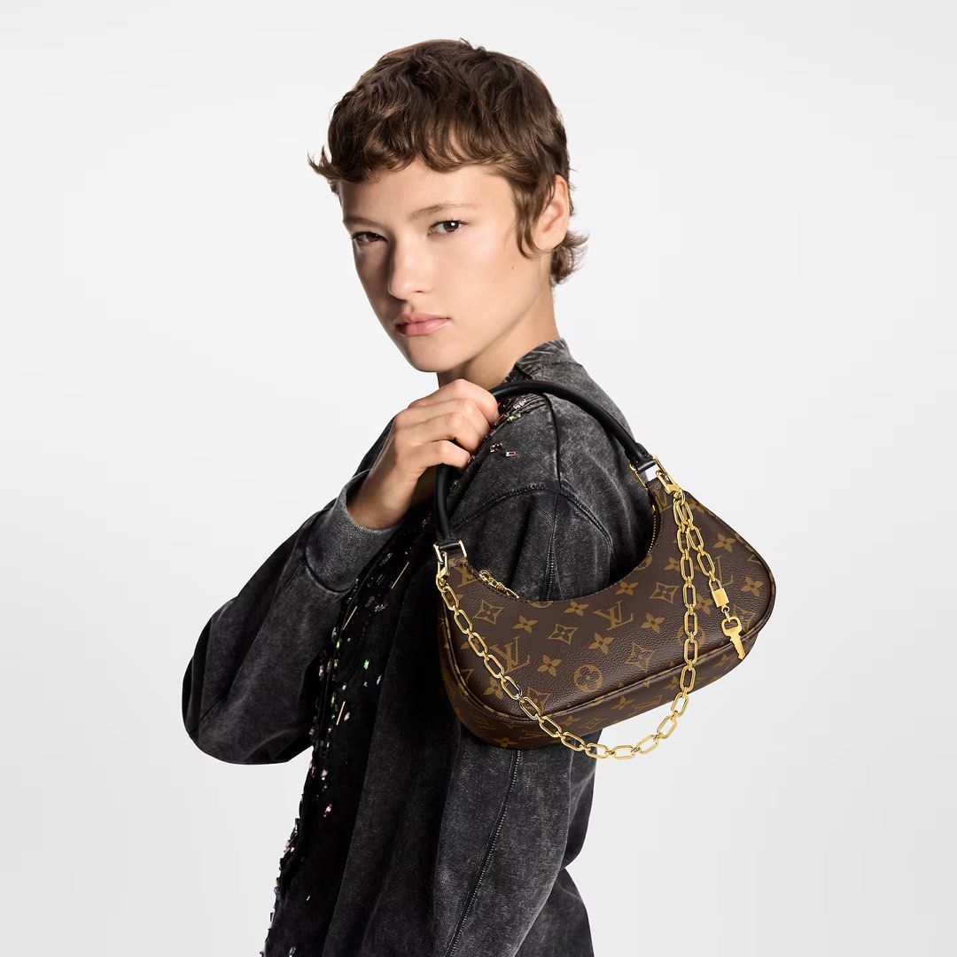 PRE-ORDER: Authentic Louis Vuitton LV Monogram Catchy PM Hobo Bag (Category: Luxury Bags & Wallets) located in Makati City. Submitted by cindiorella (Listing ID 1402637096, Image 3). Description: 100% guaranteed authentic Open for pre-order from Europe 🇪🇺 Brand New Complete inclusions ETA: January 6, 2026 Cut off of orders: November 30, 2025 We source any luxury brands & items. Send us a message to inquire 💌.