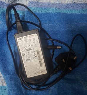 Samsung AC/DC Transformer