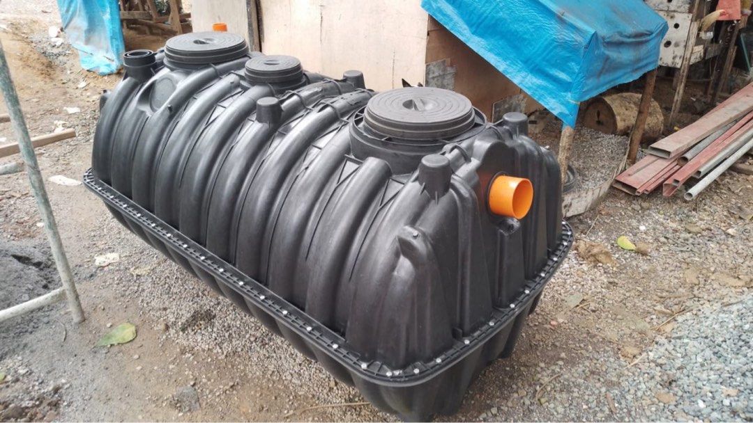 Septic Tank / Sanitary Tank Horizontal (Category: Construction Tools & Equipment) located in Manila. Submitted by melody.tulale001 (Listing ID 1402625503, Image 3). Description: Made with Polypropylene material Leak proof and impact resistant Available sizes 1000L 1500L 2000L Contact 0995 559 5066.