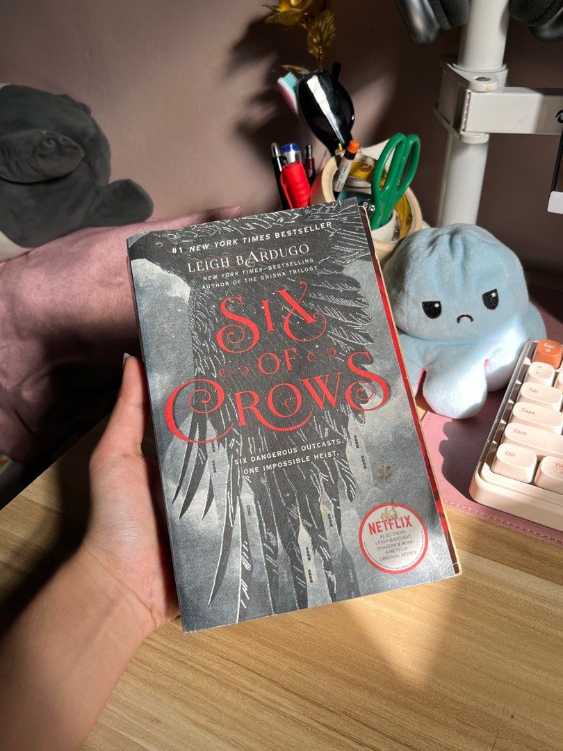 Six of Crows by Leigh Bardugo (Category: Storybooks) located in Tarlac. Submitted by reignolly (Listing ID 1402481774, Image 1). Description: Six of Crows - With plastic cover - LP posted - Used: Fair - Signs of tanning but good inside - Bought from Fully Booked - RFS: Decluttering - SF shouldered by the buyer - Item available unless marked otherwise Refrain from sending inquiries that are already posted. 📍 Tarlac City .