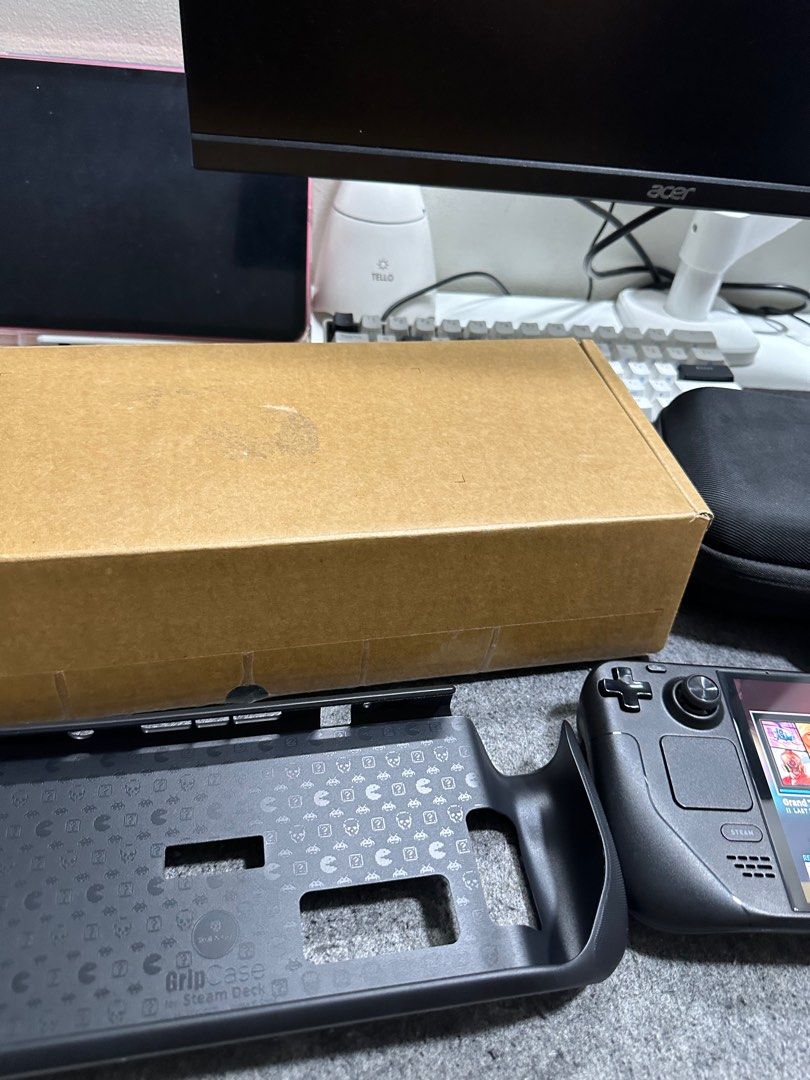 STEAM DECK OLED 1Tb (Category: Others) located in Manila. Submitted by rainjastin67373 (Listing ID 1402551476, Image 2). Description: STEAM DECK OLED 1TB 32k NAPAKA MURA NA NYAN!! SWAPPING VALUE 35k POUCH BOX CHARGER OPEN TRADE SA MGA LOWER UNIT + CASH PWEDE MEET UP AROUND QC AND MANILA BASTA MALAPIT LANG, ADD PAG MISMONG BAHAY.