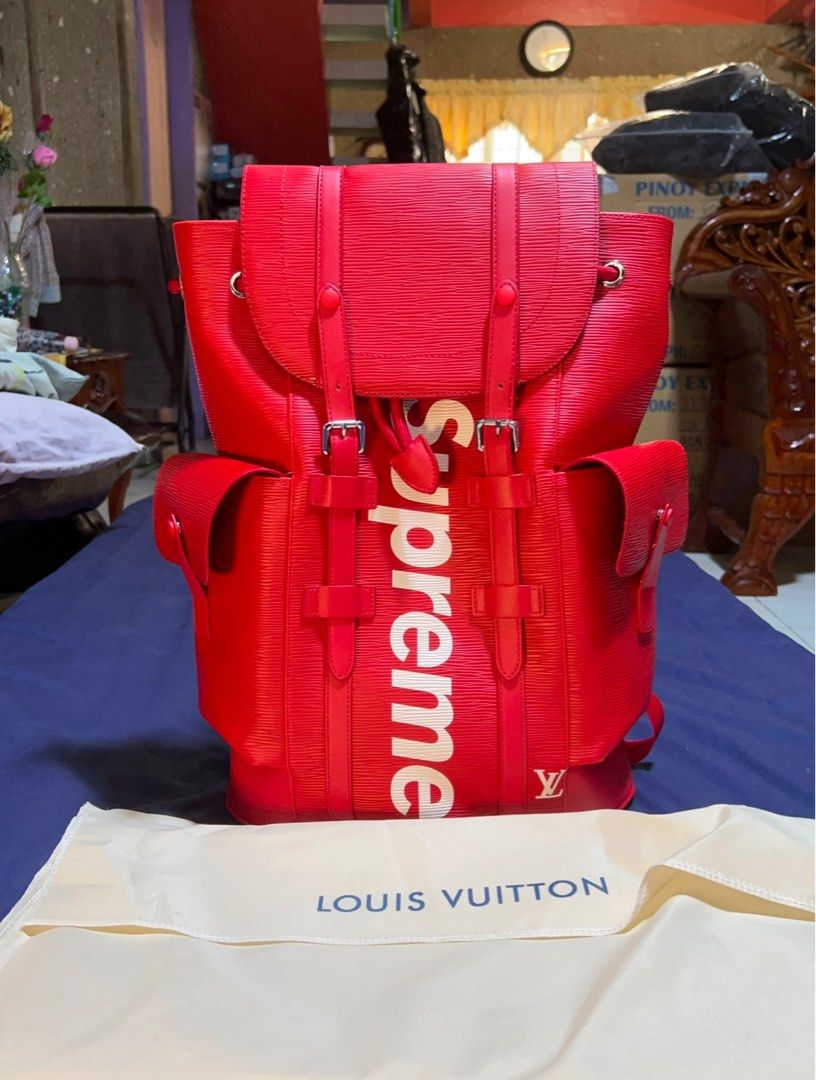 Supreme x lv backpack (Category: Luxury Bags & Wallets) located in Taguig. Submitted by patrickbas46594 (Listing ID 1402639571, Image 1). Description: BRANDNEW WITH DUSTBAG ✔️ HAVE MINIMAL ISSUE ( not noticable ) DM ME FOR MORE PHOTOS 📩.