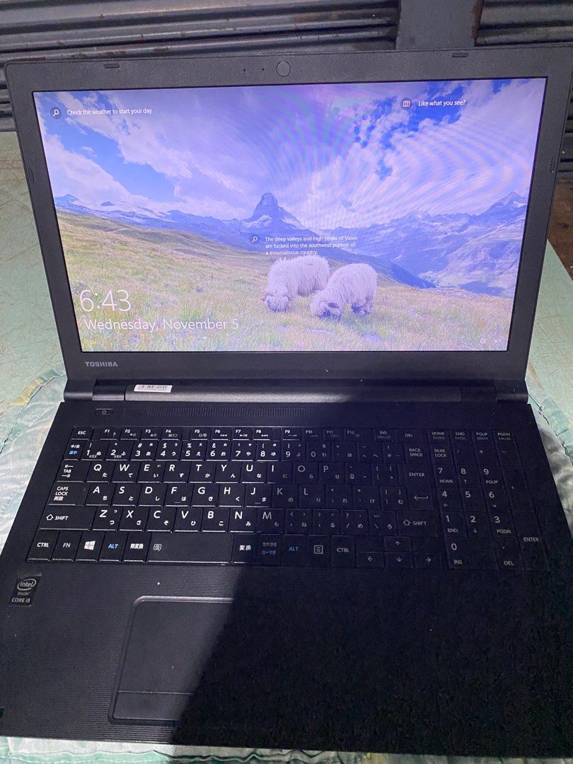 Toshiba laptop (Category: Laptops & Notebooks) located in Manila. Submitted by shieluxdeclutter (Listing ID 1402541797, Image 1). Description: .