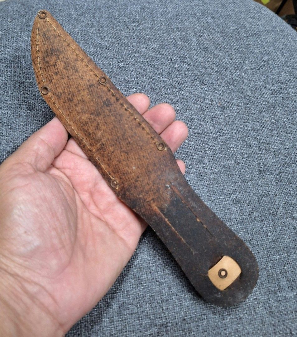 Vintage German Knife (Category: Knives & Chopping Boards) located in Makati City. Submitted by hookvault (Listing ID 1402609802, Image 3). Description: Vintage German Knife L8.5" blade 4.5" sign of used only,sign of aging.
