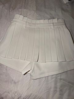 (Category: ) located in . Submitted by sharon_ysl (Listing ID 1402619936, Image 1). Description: .