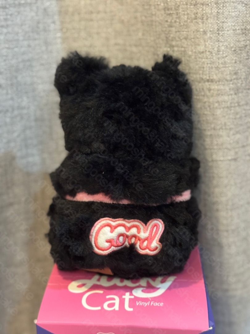 Woow Lucky Cat - Black - Plush Blind Box (Category: Plushies & Soft Toys) located in Paranaque City. Submitted by mingooshake (Listing ID 1402579886, Image 2). Description: NOT A PLUSH KEYCHAIN ON HAND | with foil, and box (never used, kept inside original foil and box) RFS: Decluttering NO REFUND ONCE ORDER HAS BEEN PLACED MOP: Gcash/Maya/BDO/Unionbank (PAYO) MOD: SDD Lalamove/Grab (SF shouldered by buyer) 📍 Loc: Paranaque (near Arca South, Tag