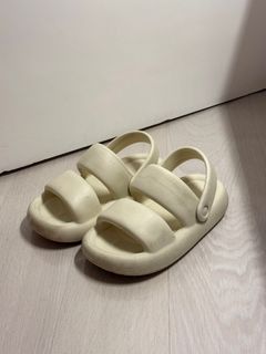 （分類：）位於 。 由 sapaulsa 提交（商品編號 1402823826，圖片 1）。簡介： 。