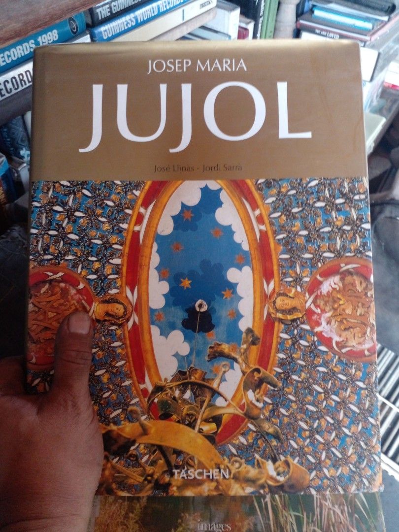 Architectural Books (Category: Textbooks) located in General Santos City (Dadiangas). Submitted by someretrostuff (Listing ID 1402739237, Image 1). Description: ▪Josep Maria Jujol - P300 ▪Alfredo de Vido - P250 ▪The Many Faces of Architecture - P150 ▪Ultimate Building - P300 ▪Architecture - P250 ▪PS Eric Owen Moss - P150.