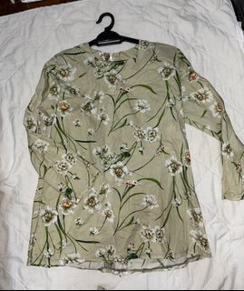 (Category: ) located in . Submitted by kins.archive (Listing ID 1402830850, Image 1). Description: .