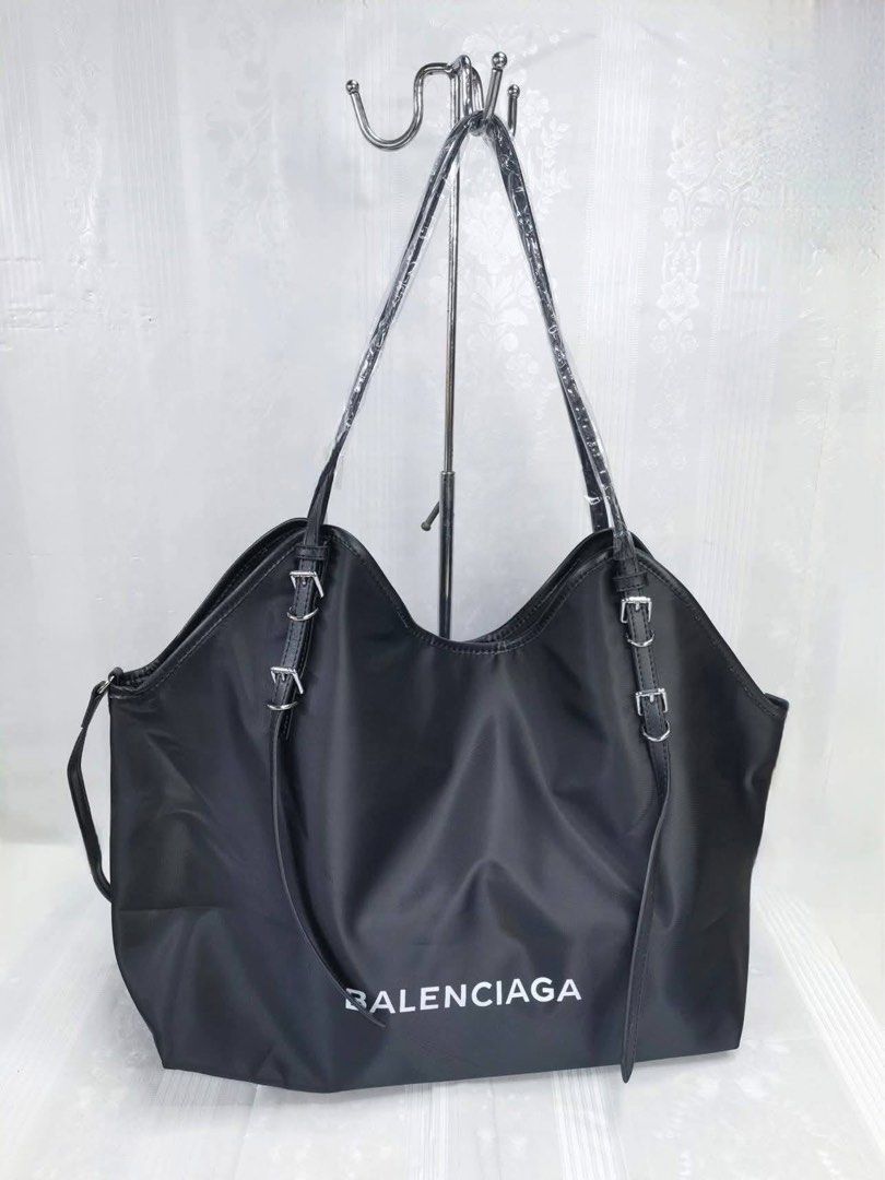 Balen nylon bag (Category: Luxury Bags & Wallets) located in Manila. Submitted by trendyfindscitrine (Listing ID 1402689019, Image 1). Description: Actual photo What you see is what you get .