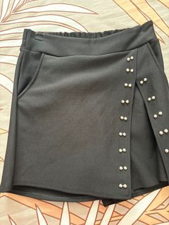 (Category: ) located in . Submitted by emerquoise14 (Listing ID 1402717623, Image 1). Description: .