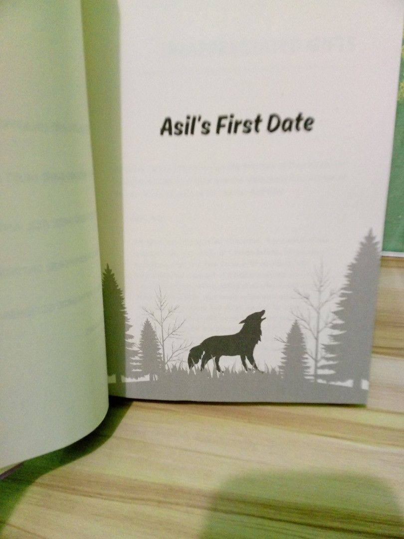Blind Date with a Werewolf by Patricia Briggs (Category: Storybooks) located in Dasmarinas. Submitted by allbookish (Listing ID 1402669643, Image 2). Description: "Blind Date with a Werewolf" by Patricia Briggs. BRAND NEW so be considerate sa pagtawad. konti lang. haha.