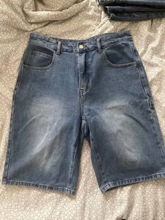 (Category: ) located in . Submitted by nsclothes (Listing ID 1402824511, Image 1). Description: .