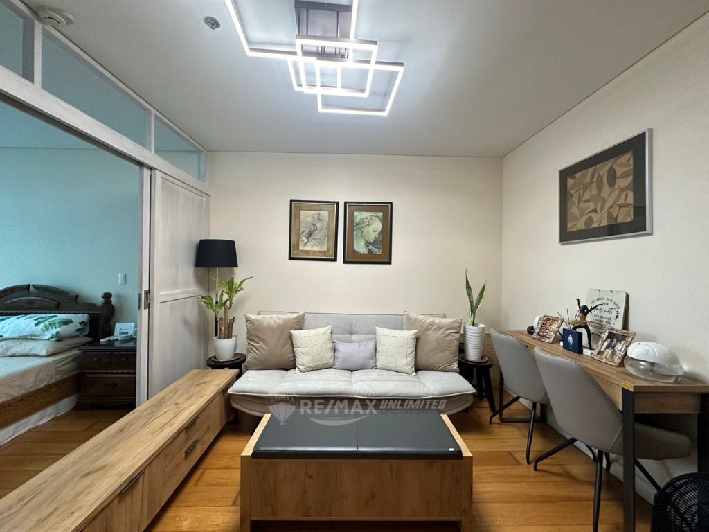 For Sale: Park Terraces Tower 2 Studio unit (Category: Apartments & Condos) located in Taguig. Submitted by bluedimalanta1 (Listing ID 1402723684, Image 3). Description: For Sale: PARK TERRACES Tower 2 Studio unit 44 sqms Furnished With bedroom partition Facing amenities With 1 parking slot at Terraces Square ₱17M inclusive of CGT and Broker’s professional fee BLUE DIMALANTA RE/MAX Unlimited PRC#18362 0917 854 7056 0000MLD69 .