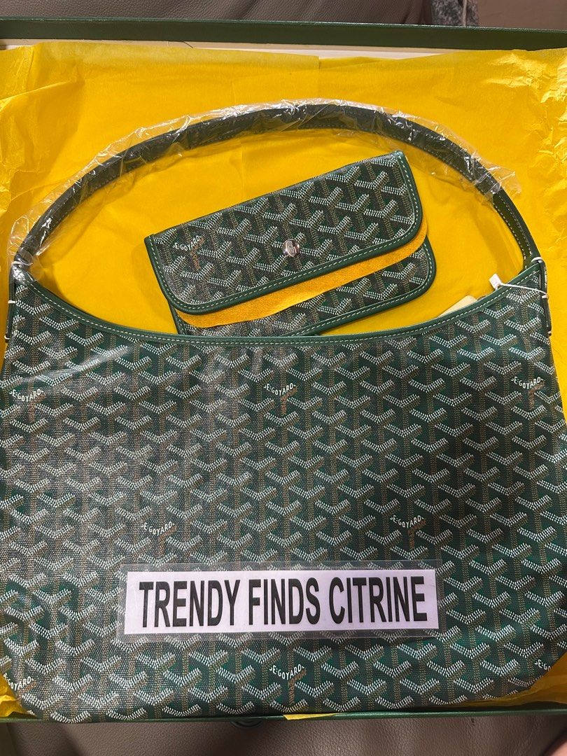 🇯🇵Goyard Hobo (Category: Luxury Bags & Wallets) located in Manila. Submitted by trendyfindscitrine (Listing ID 1402724899, Image 2). Description: Actual photo Comes with box, dustbag , cards What you see is what you get.