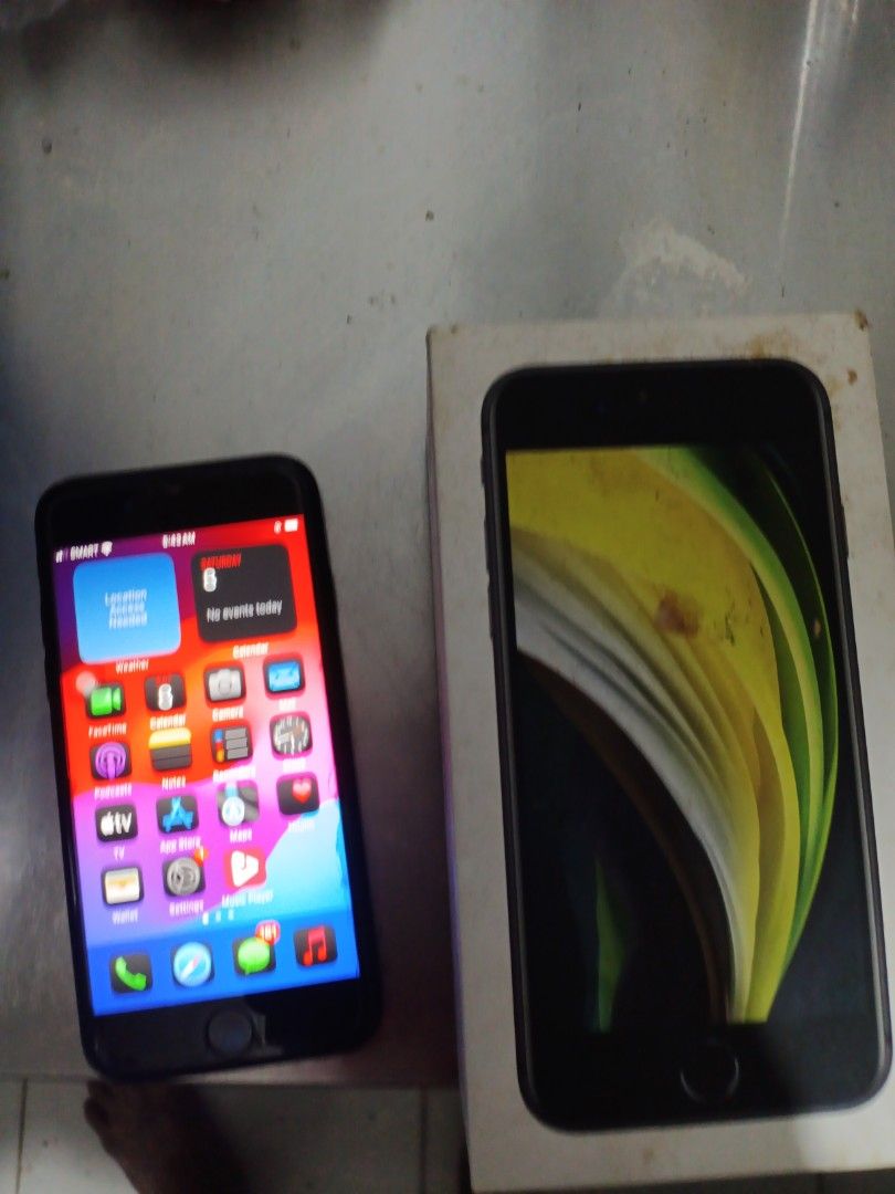 IPhone SE 2020 (Category: Others) located in Makati City. Submitted by ladygags (Listing ID 1402834980, Image 1). Description: iPhone SE 2020 256gb.