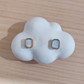 (Category: ) located in . Submitted by whimsicalfinds (Listing ID 1402665448, Image 1). Description: .