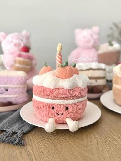 Instock 🎀 Authentic Jellycat Melbie Peach cake shanghai exclusive