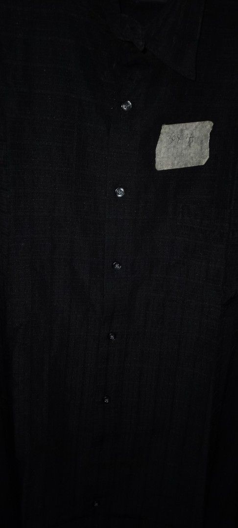 Linea Dome Black Short Sleeve Shirt 2XL (Category: Tshirts & Polo Shirts ) located in Roxas City. Submitted by jarofjoyForACause (Listing ID 1402824807, Image 3). Description: - Linea Dome black short sleeve shirt - Size: 2XLT/2XGL (18-18 1/2 collar) - Made in Bangladesh - Material: 100% polyester - Features: Button-down front, single chest pocket.