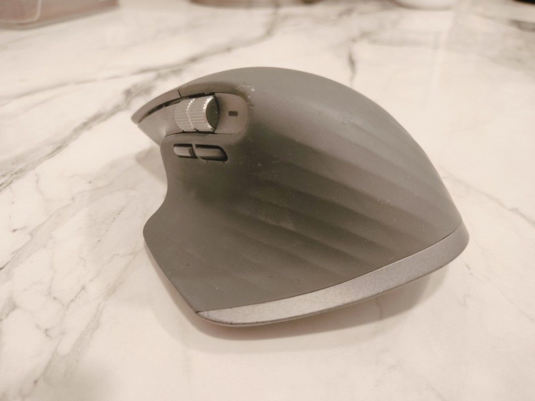 Logitech mx master 3 (Category: Mouse & Mousepads) located in Quezon City. Submitted by norvinsaniatan (Listing ID 1402682367, Image 3). Description: -original, no repair history -test all you want -package :no box - mouse and dongle only -meet - Pandi Bulacan, trinoma and or SM north and near places -negotiable.