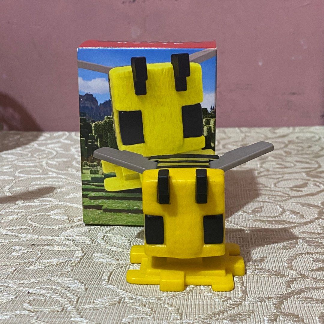Minecraft Creeper and Bee Figurines (Category: Designer & Blind Box Toys) located in Manila. Submitted by user41579 (Listing ID 1402693112, Image 3). Description: mcdo happy meal minecraft toys with original box, sold as set! 🩷.