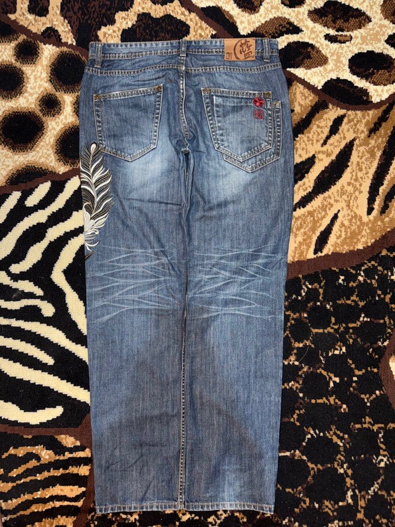 Nippon Blue Embroidered Jeans (Category: Jeans) located in Manila. Submitted by weart (Listing ID 1402720646, Image 2). Description: Nippon Blue 1,800 34waist 39 length 8.5 Leg Opening dm me for more details What u see is what u get Samplaoc manila Pick up Orange house.