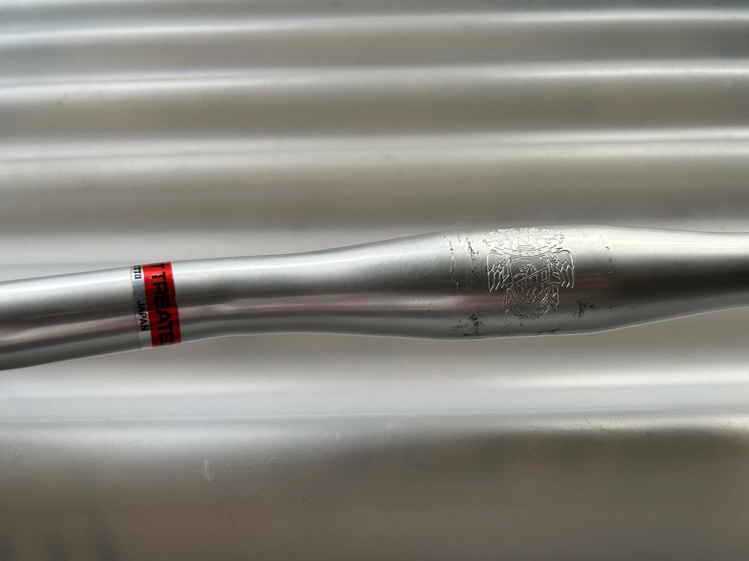 NITTO B2522 Handlebar (Category: Bicycles) located in Mandaluyong City. Submitted by hugohakkinen (Listing ID 1402667779, Image 2). Description: Thanks admin! FS: NITTO B2522 Handlebar Polished Aluminum Quality used Some few clamping marks but still very presentable 31.8 OS clamping 58cm width 3.5k FIRM Cubao area Pickup/Lalamove PM 📩 if interested RFS: extra handlebar touring bike, commuter bike, road bike, fixie bike, classic bike.