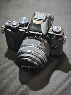 （分類：）位於 。 由 cameragoaway 提交（商品編號 1337580374，圖片 1）。簡介： 。