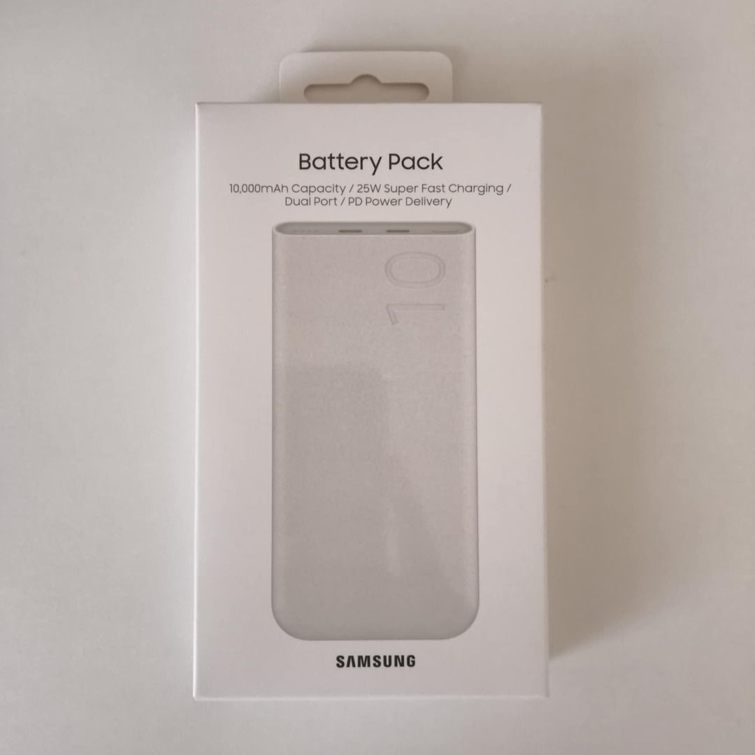 SAMSUNG BATTERY PACK 10KMAH (Category: Batteries & Power Banks) located in Quezon City. Submitted by kingdropd (Listing ID 1402707866, Image 1). Description: [FOR SALE] Samsung Battery Pack // BNEW & SEALED // Price = ₱1,100 Can do meetups / same-day delivery around Metro Manila. PM 🐟🔑.