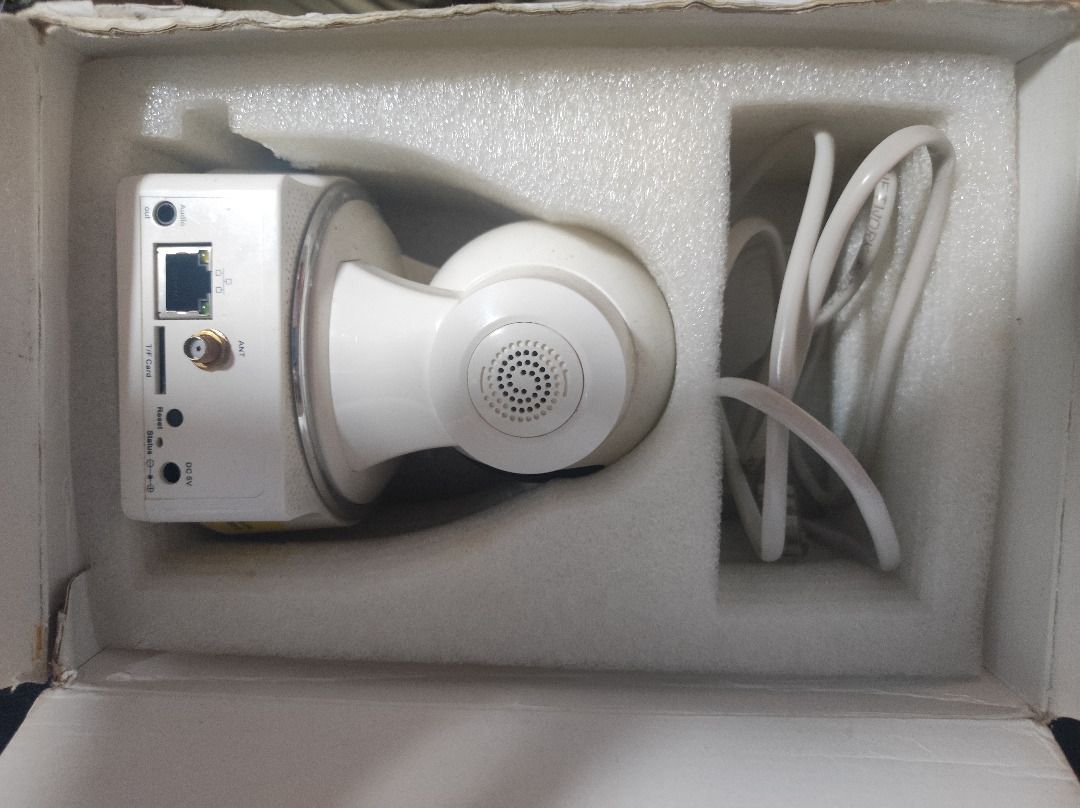 Security Camera （分類：保安系統及閉路電視）位於 Hong Kong。 由 sureau 提交（商品編號 1402763292，圖片 2）。簡介： IP HD Camera Tenda C50 PTZ https://www.net-wifi.it/en/prodotti-dismessi-eol-fuori-produzione-end-of-life/444-c50-camera-hd-ip-wifi-wireless-ptz-tenda.html?srsltid=AfmBOooEzMhzlOytGkLzRBmBuEwfeMtQMACflepYZ_s0zAC9DKa2RPut C50 HD PTZ IP Camera provides a professional home or small business surveillance solution . Up to 720p HD video quality, rich detail and crisp image