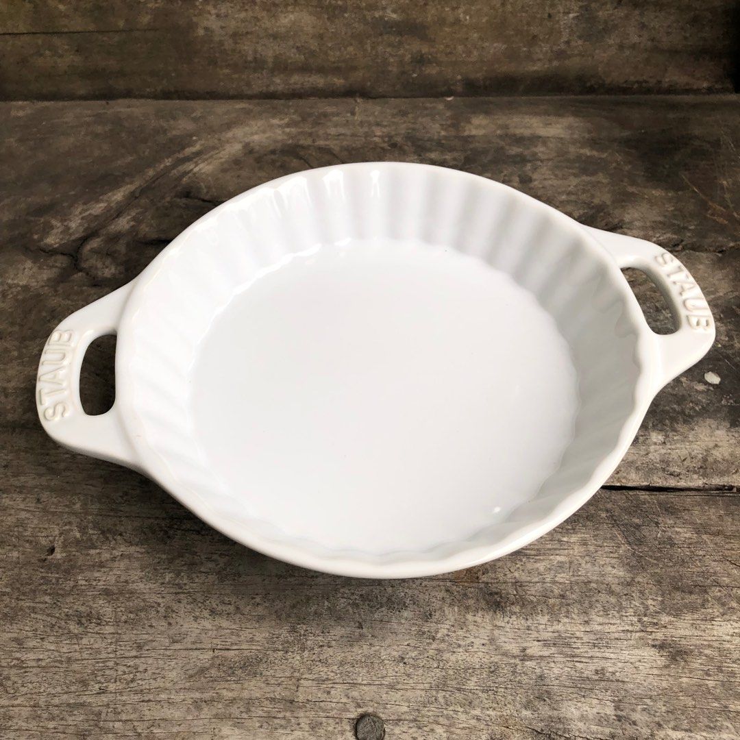 Staub Round Pie Dish (Category: Bakeware) located in Davao. Submitted by ejd_needsandwants (Listing ID 1402665124, Image 2). Description: ❎ SOLD ✴️ For Sure Buyer ⤵️ Details Below * ༘⋆🍎🥧👩🏼‍🍳💭 ⋆˙ Staub 🥕Round Pie Dish ~ Japan sourced ~ Excellent condition, barely noticeable stacking marks ~ oven to table ⬅️ swipe for more details ~ Measures approx. 9"D x 11.75"L x 1.75"H ~ Php. 1,250 🍢 Last photo is for reference only (ctto) ✳️LP posted ✳️