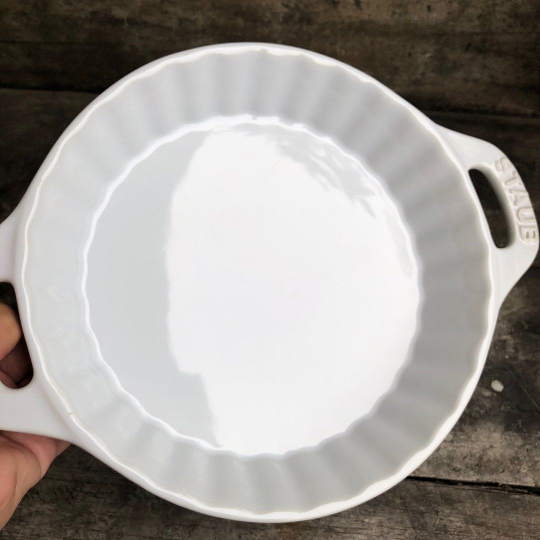 Staub Round Pie Dish (Category: Bakeware) located in Davao. Submitted by ejd_needsandwants (Listing ID 1402665124, Image 3). Description: ❎ SOLD ✴️ For Sure Buyer ⤵️ Details Below * ༘⋆🍎🥧👩🏼‍🍳💭 ⋆˙ Staub 🥕Round Pie Dish ~ Japan sourced ~ Excellent condition, barely noticeable stacking marks ~ oven to table ⬅️ swipe for more details ~ Measures approx. 9"D x 11.75"L x 1.75"H ~ Php. 1,250 🍢 Last photo is for reference only (ctto) ✳️LP posted ✳️