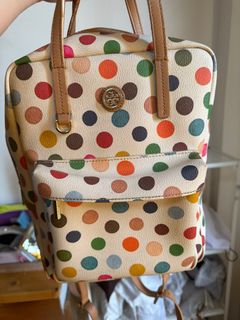 (Category: ) located in . Submitted by closet24 (Listing ID 1402685248, Image 1). Description: .