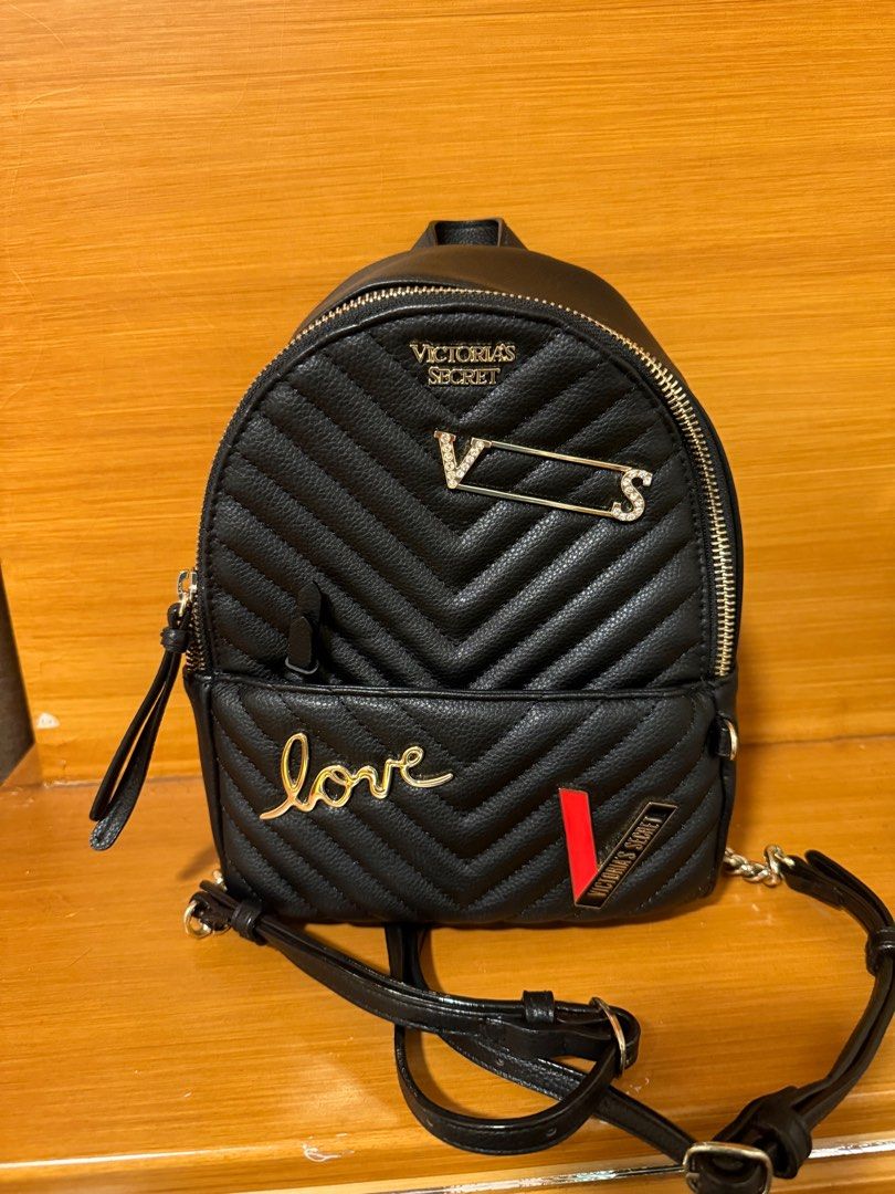 Victoria secret backpack (Category: Backpacks) located in Balanga. Submitted by liiiizzzzzzzzz (Listing ID 1402821340, Image 1). Description: - still in its original plastic -minor flaw at the bottom but barely noticeable .