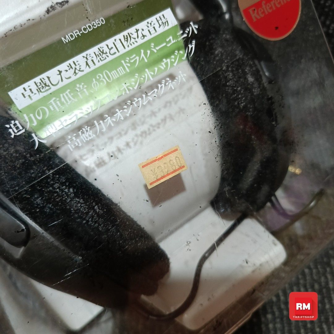 Vintage Sony MDR-CD350 Digital Reference Headphones (Category: Headphones & Headsets) located in Meycauayan. Submitted by redmants2011 (Listing ID 1402807652, Image 3). Description: New old stock Selling as is Need new cushion ear muff replacement Tested working Price Fixed Flash Express.