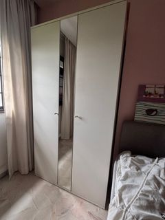 (Category: ) located in . Submitted by alextzn (Listing ID 1402808021, Image 1). Description: .