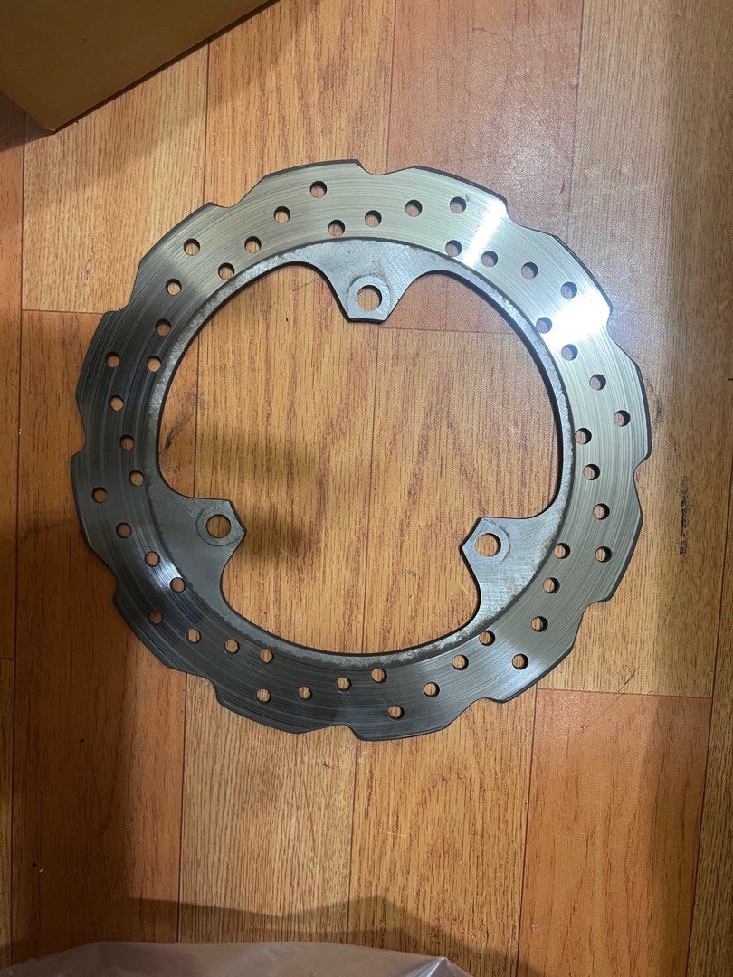 售原廠前叉➕前後卡鉗➕後尾燈➕125原廠引擎➕避震器全部一起帶走9000元, 汽機車零配件在旋轉拍賣