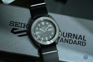 （分類：）位於 。 由 klwatch1997 提交（商品編號 1402907363，圖片 1）。簡介： 。