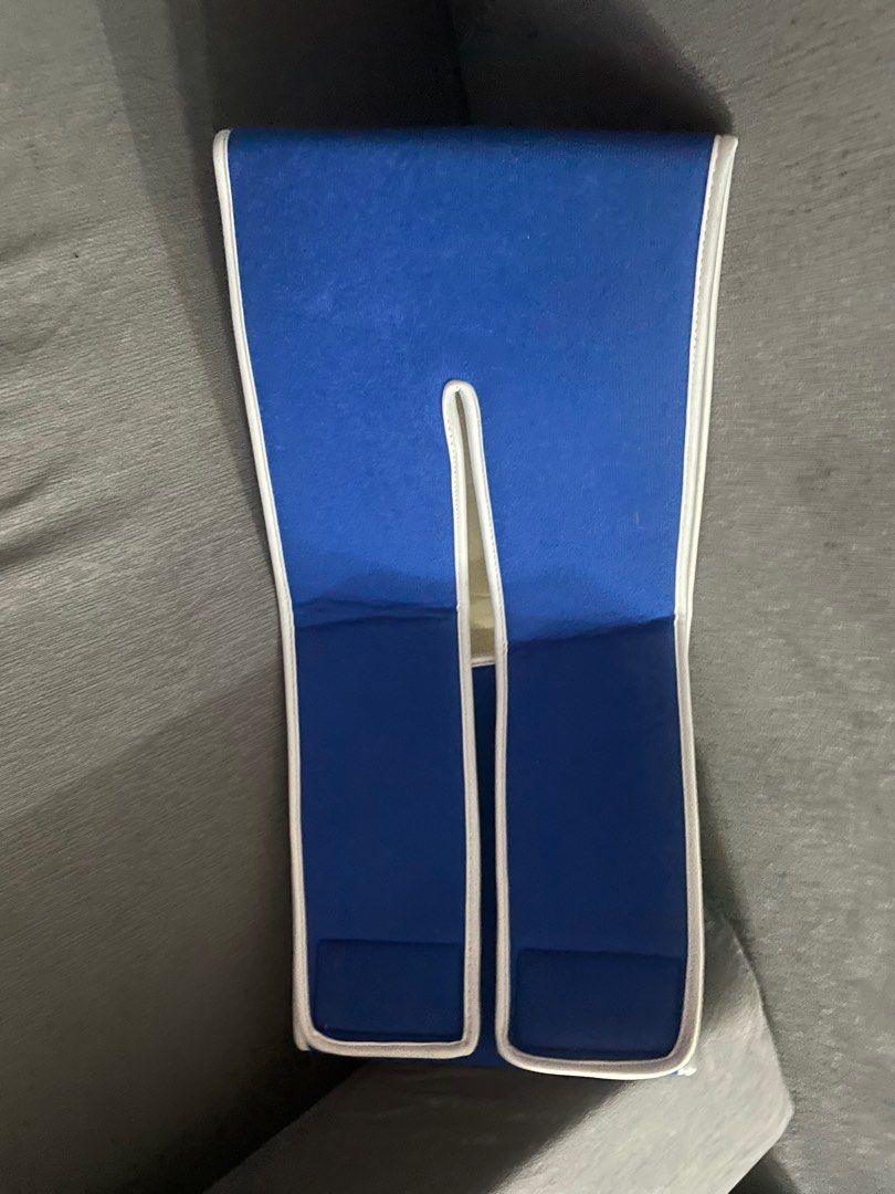 Abdominal Binder (Category: Braces, Support & Protection) located in Quezon City. Submitted by loveonahangermnl (Listing ID 1403004468, Image 3). Description: Soft foam material, with velcro lock.