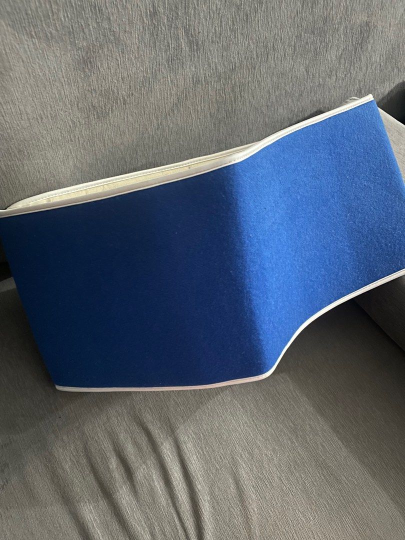 Abdominal Binder (Category: Braces, Support & Protection) located in Quezon City. Submitted by loveonahangermnl (Listing ID 1403004468, Image 2). Description: Soft foam material, with velcro lock.