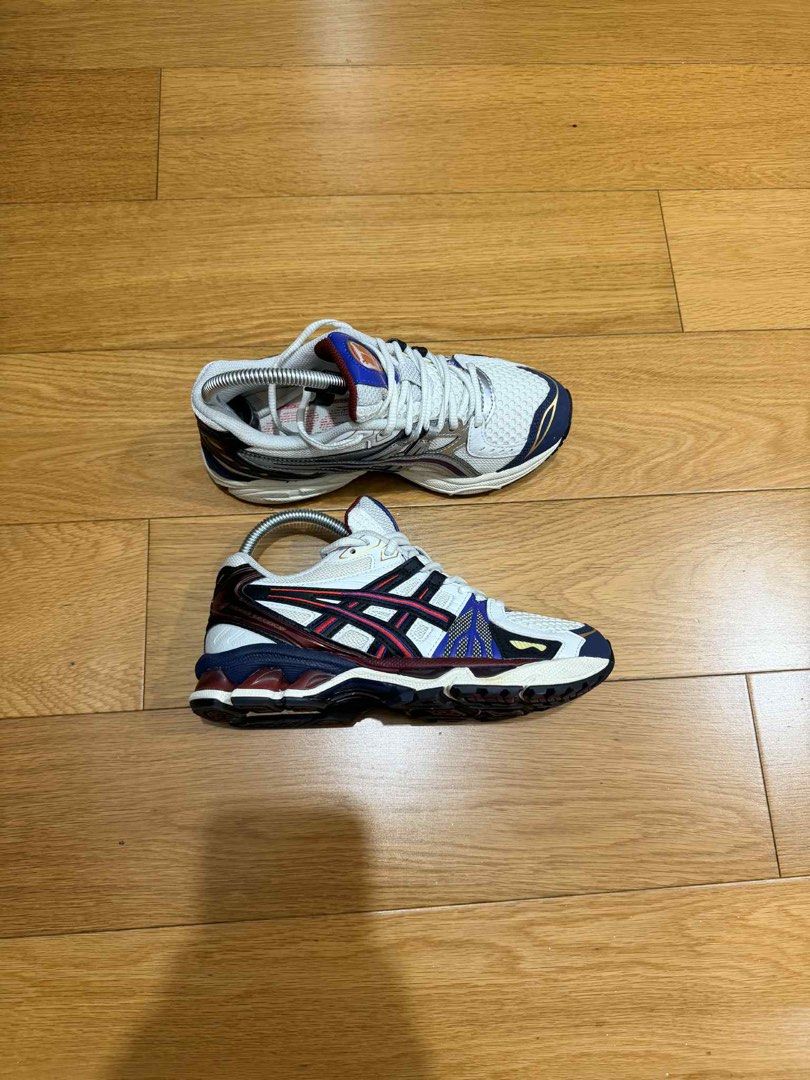 Asics Gel Kayano Legacy (Category: Sneakers) located in Makati City. Submitted by declutteringmakati (Listing ID 1402973074, Image 3). Description: Authentic. No box Rfs: Decluttering Slightly neho.