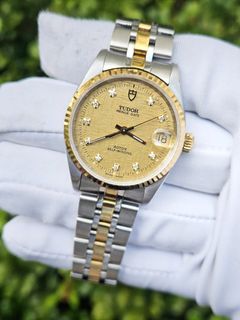 (Category: ) located in . Submitted by 2am.watches (Listing ID 1403014756, Image 1). Description: .