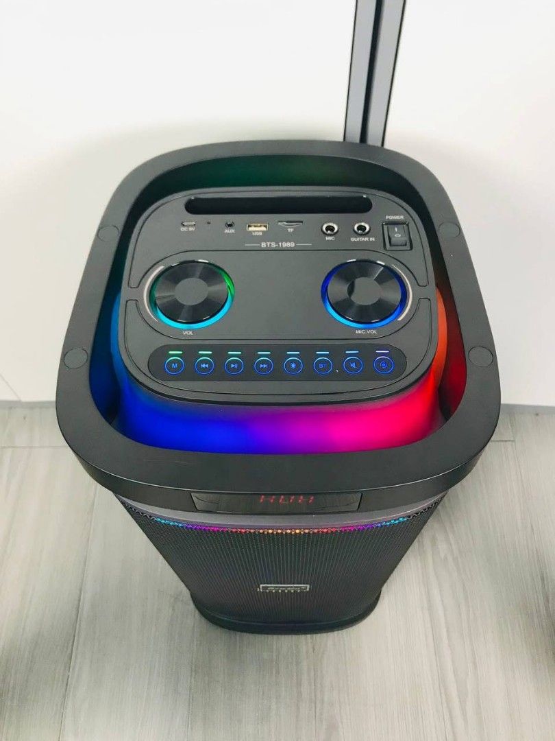 Brodu bluetooth speaker 360 party box with 2 mics (Category: Soundbars, Speakers & Amplifiers) located in Caloocan City. Submitted by fastcat-ad67 (Listing ID 1402861010, Image 2). Description: brand new and negotiable for sure buyers includes 2 microphones and chager.