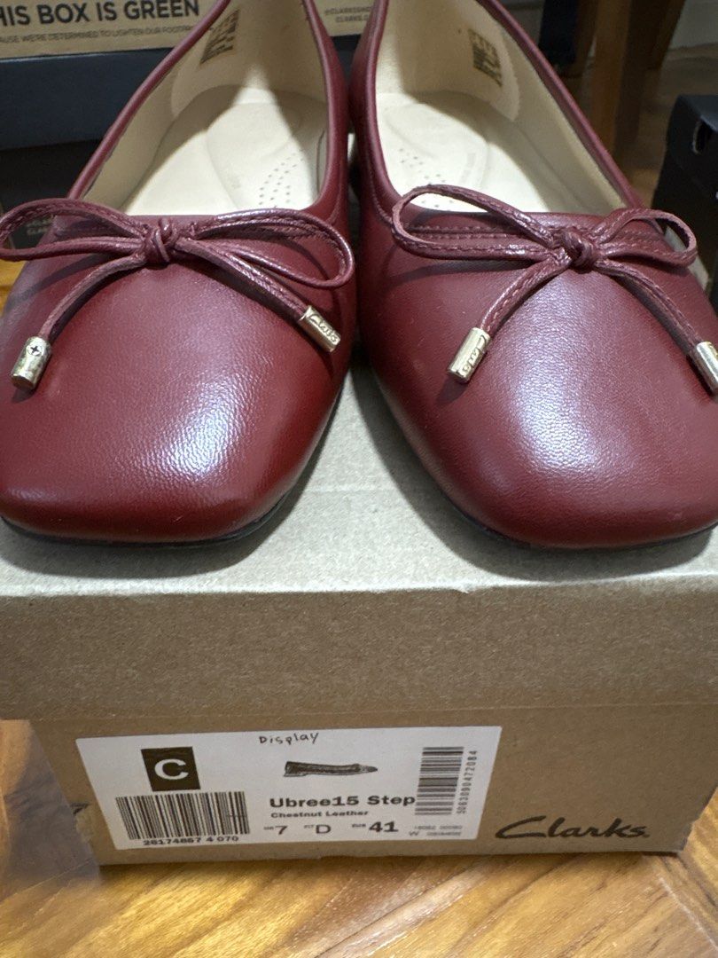 Clarks (Category: Flats) located in Singapore. Submitted by mreus (Listing ID 1402965601, Image 1). Description: - Clarks Ubree15 Step flats - Chestnut leather - Brand new in box - Suitable for everyday wear or special occasions.
