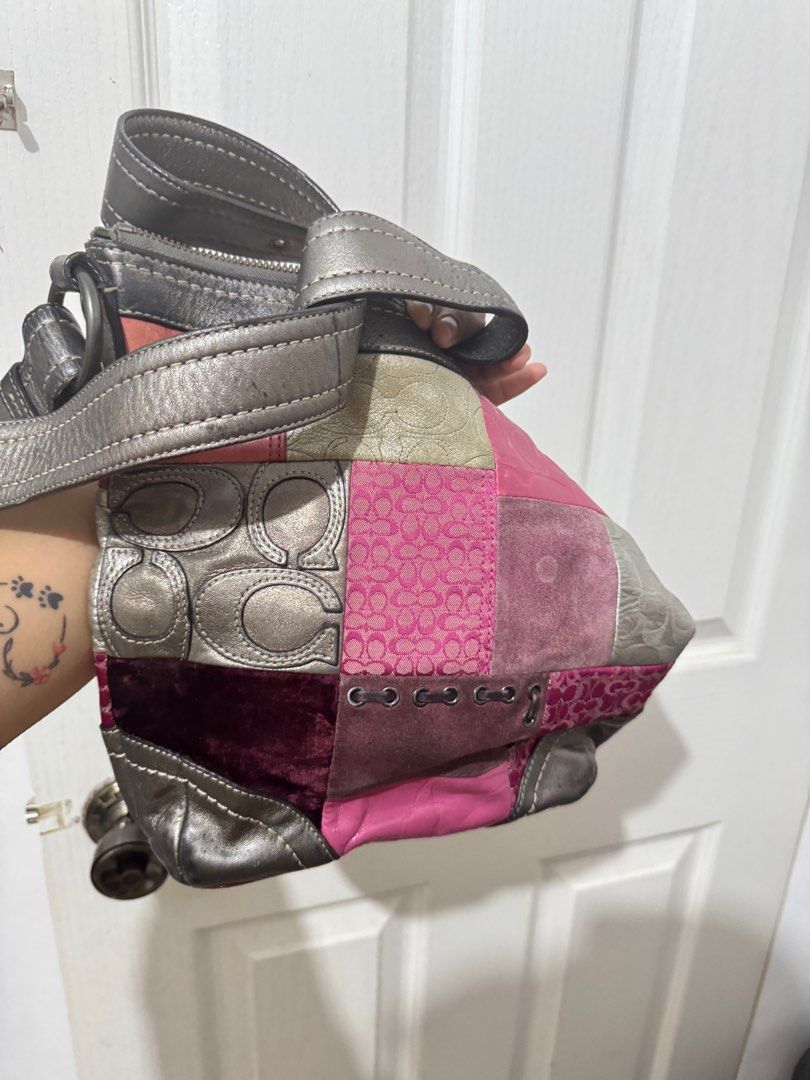 Coach Patchwork Handbag (Category: Luxury Bags & Wallets) located in Bayombong. Submitted by misskbags (Listing ID 1402930843, Image 2). Description: .