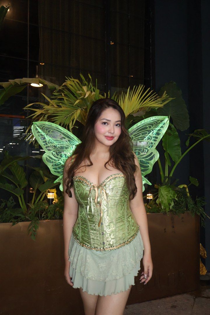 Fairy Coords (Category: Sets or Coordinates) located in Manila. Submitted by charlxxgnva (Listing ID 1402880921, Image 2). Description: ✨ Fairy Fantasy Coords ✨ • Size: Large • Includes: Corset top + layered mini skirt + fairy wings • Color: Enchanted green 💚 • Perfect for: Parties, themed shoots, or Halloween looks!.