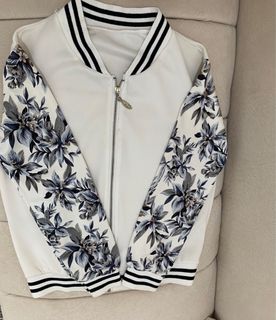 (Kategori: ) berada di . Dikirim oleh sisskapreloved (ID iklan 1403015670, Gambar 1). Deskripsi: .