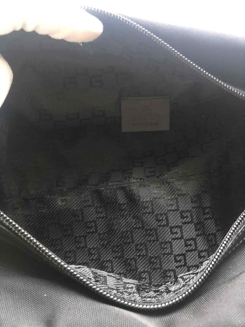 GUCCI POUCH (Category: Luxury Bags & Wallets) located in Tarlac. Submitted by tokaidostoreexpress3 (Listing ID 1402886297, Image 3). Description: 👋 Hi! This is my backup account. Check Tokaidstoreexpress & Tokaidostoreexpress2 here on this app for reviews and legitimacy. Message any of these accounts here for confirmation. 🌟💬 🔒 100% AUTHENTIC | PRELOVED with care 📌 Fixed price – no haggling to keep it fair ✅ Money-back guarantee if proven fa